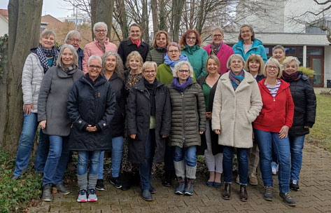 Bild mit den ehrenamtlichen Mitarbeiter:innen