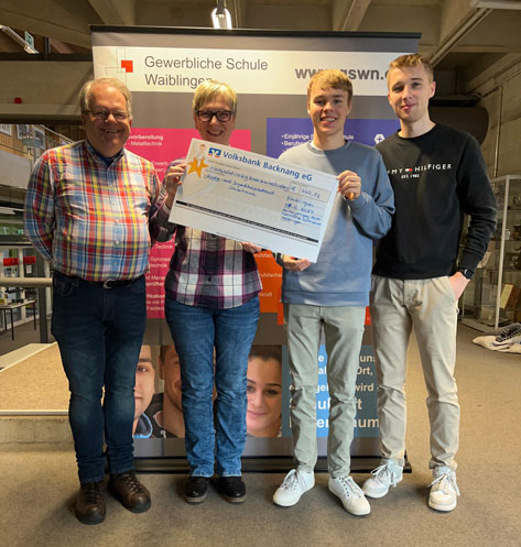 Spendenübergabe der gewerblichen Schule Waiblingen